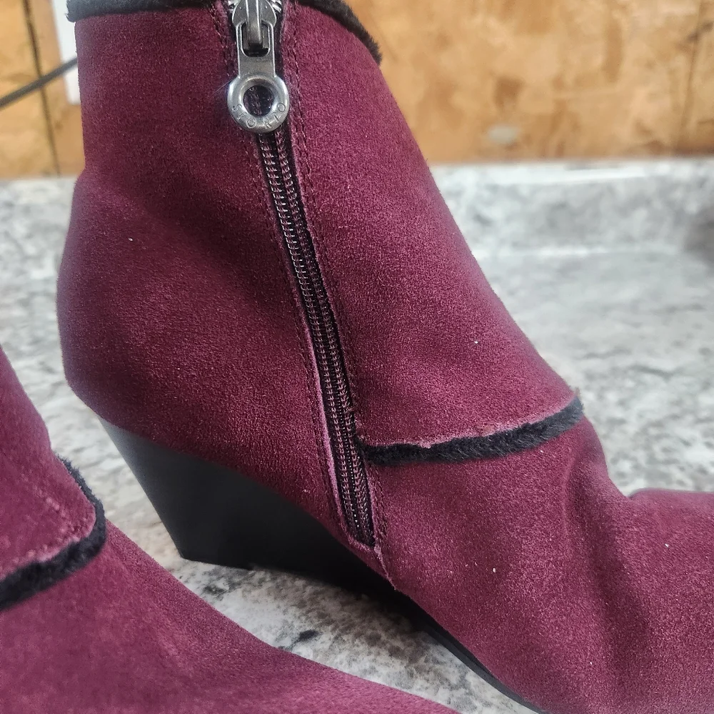 NWT Sporto heeled booties